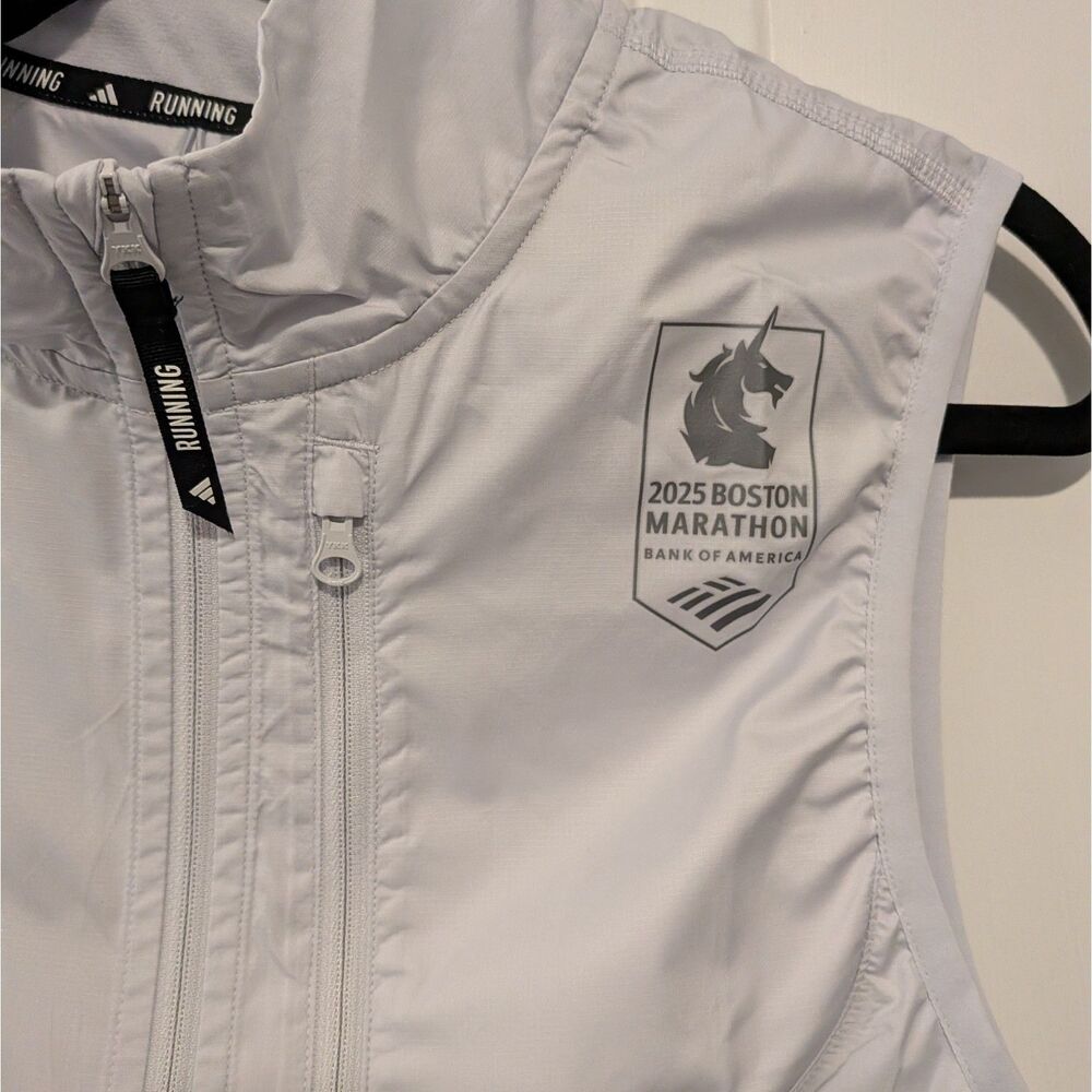 Adidas Running Vest Boston Marathon 2025 sz Women's Large New w/ Tags - Picture 6 of 9
